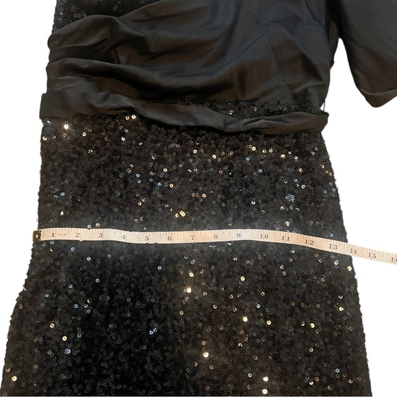 Badgley Mischka Black One-Shoulder Sequin Dress NWT Size 4 - Picture 10 of 16